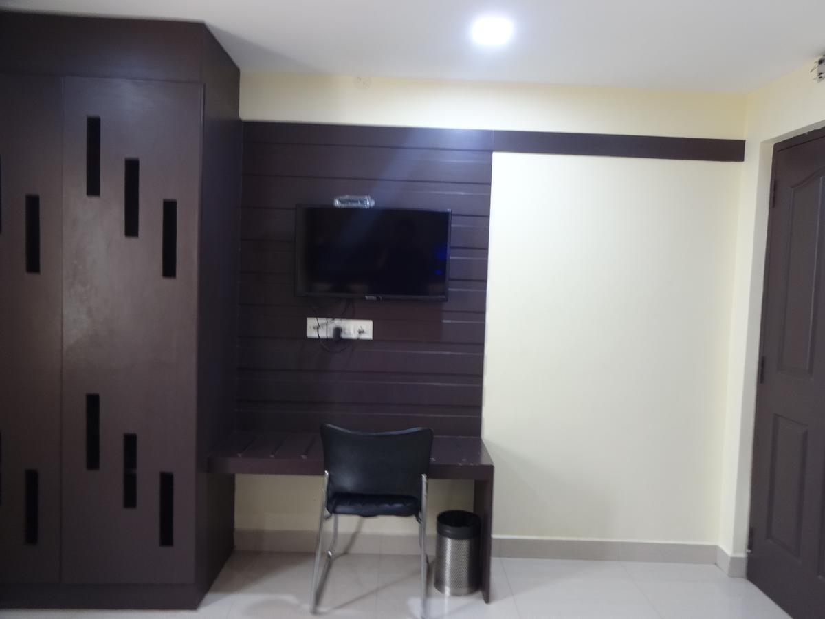 Hotel White Mount Madras Buitenkant foto