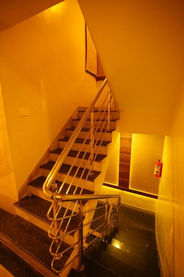Hotel White Mount Madras Buitenkant foto
